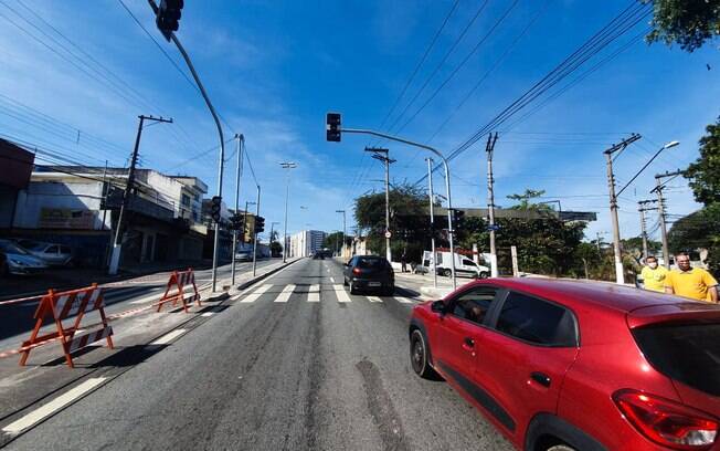 Um dos pontos prejudicados pela ação de ladrões é o cruzamento das avenidas Tiradentes com Comendador Wilson Talarico, na Vila Flórida