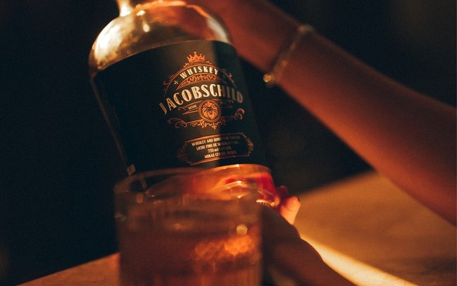 O sucesso dos licores de whiskey entre novos apreciadores