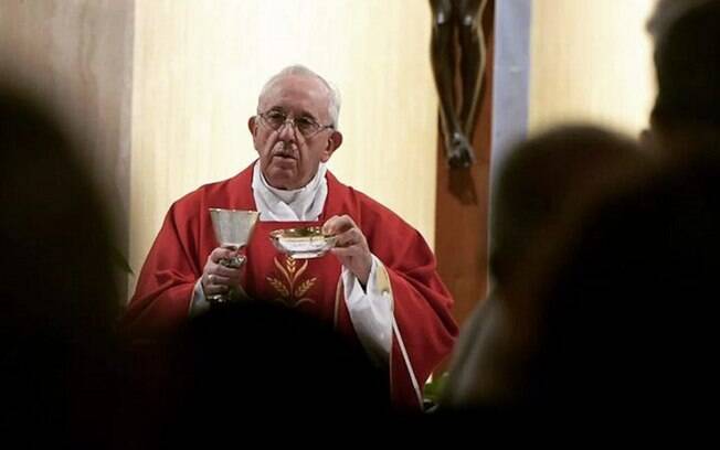 Papa definiu novas regras após escândalos envolvendo membros da Igreja Católica