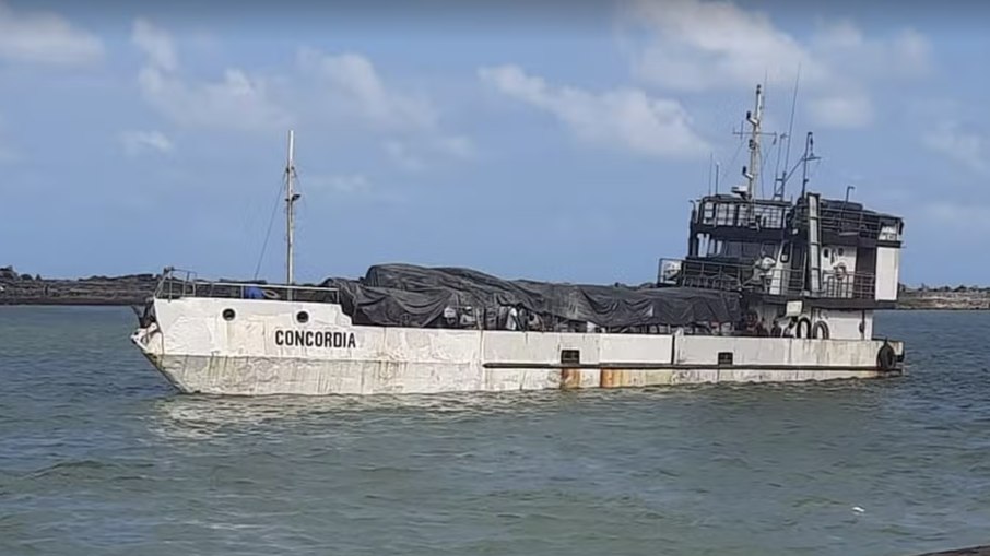 Concórdia partiu do Recife, com destino em Fernando de Noronha