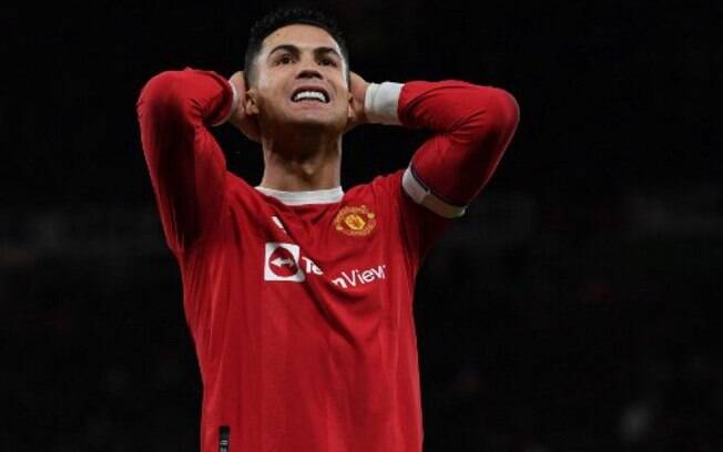 Cristiano Ronaldo cogita deixar o Manchester United no final da temporada, revela site
