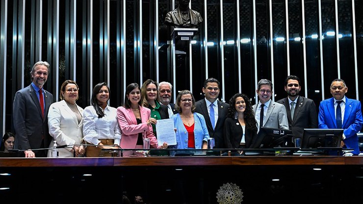 Senado aprova novo Plano Nacional de Educação e metas de ensino