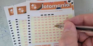 Homem erra todos os números de loteria e leva mais de R$ 200 mil