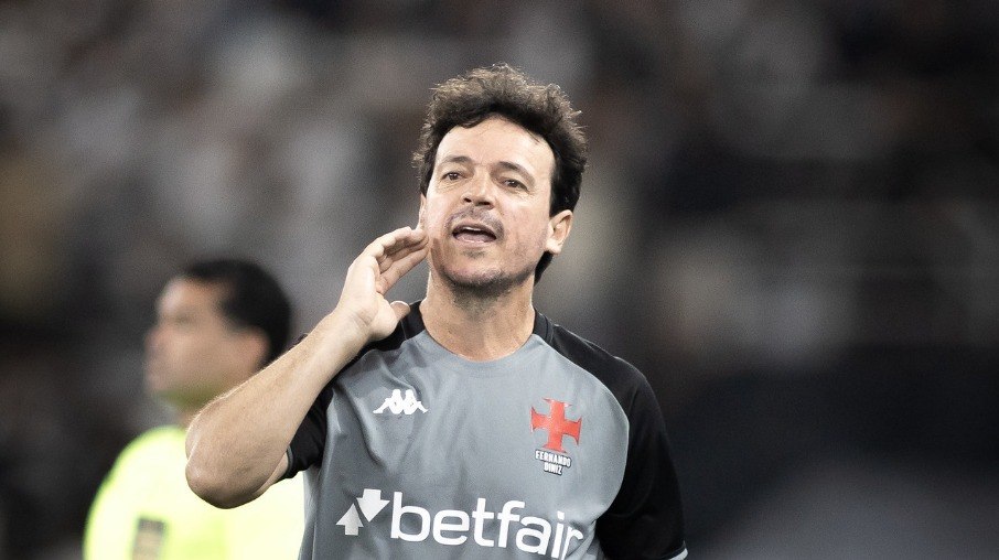 Fernando Diniz comanda o Vasco