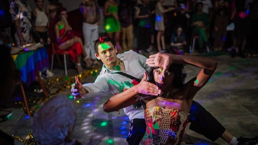 O ballroom é originalmente norteamericano, mas iniciativas pelo país procuram incorporar a prática à cultura brasileira 