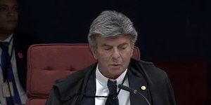 Fux vota contra Bolsonaro usar tornozeleira