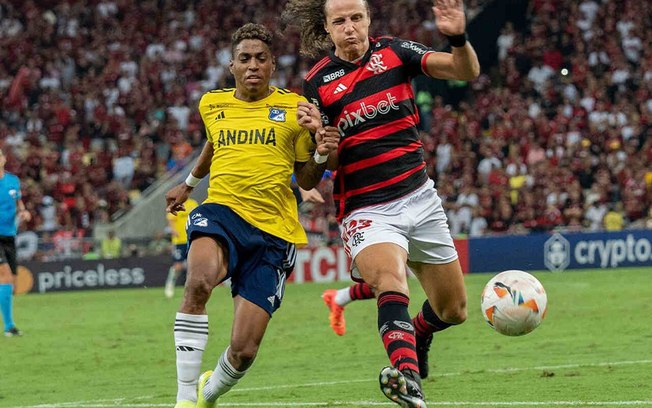 David Luiz na partida contra o Millonarios