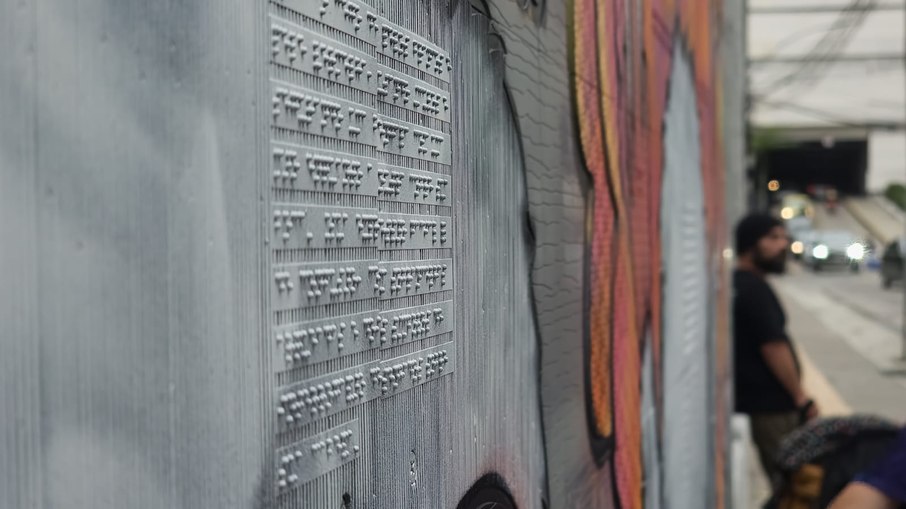 Exposição reúne obras que destaca a aplicação tridimensional para Graffiti