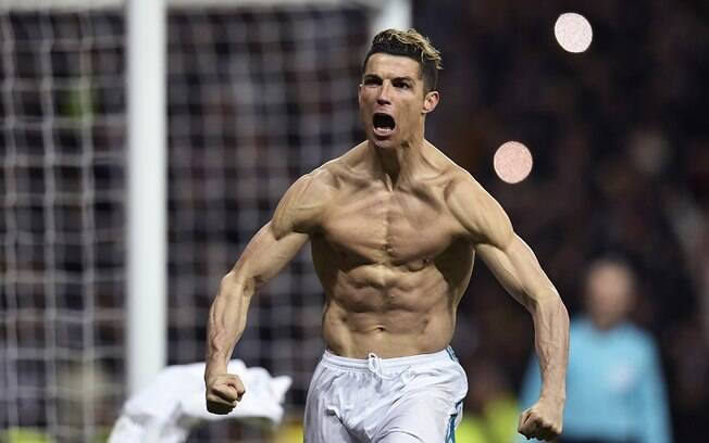 Cristiano Ronaldo comemora um dos seus gols