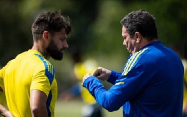 Rafael Sóbis convoca torcedores ao Mineirão para o confronto do Cruzeiro com Náutico