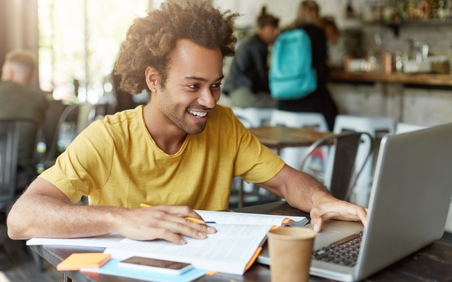 EaD promove interatividade e engajamento na aprendizagem