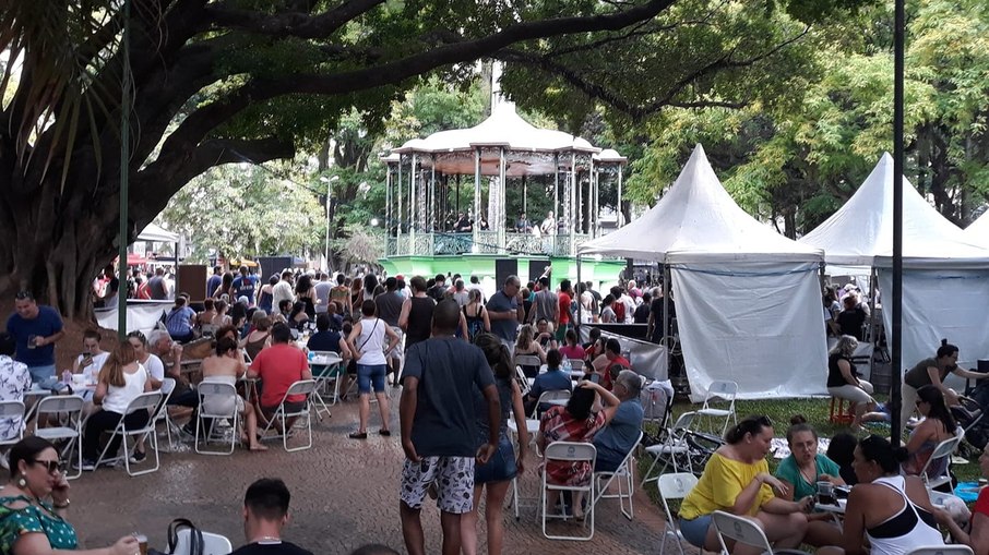 Evento do Polo Cervejeiro na Praça Carlos Gomes