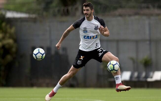 Gustavo Henrique elogiou o trabalho do técnico Cuca à frente do Santos