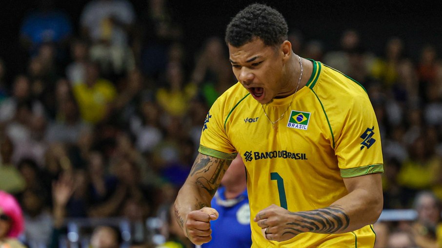 Darlan durante jogo do Brasil contra a Argentina