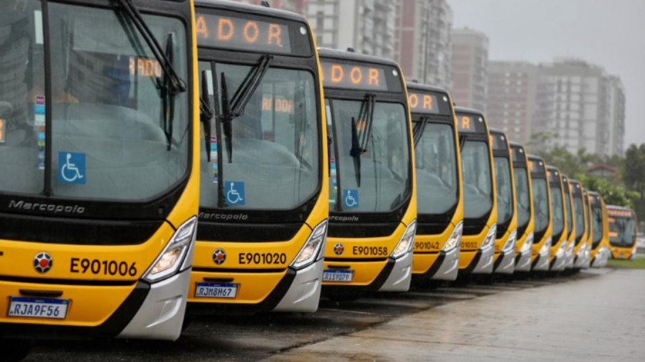 Passageiros precisam se adaptar ao pagamento por meio eletrônico Passageiros precisam se adaptar ao pagamento por meio eletrônico