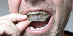 Bruxismo cresce entre jovens e adolescentes