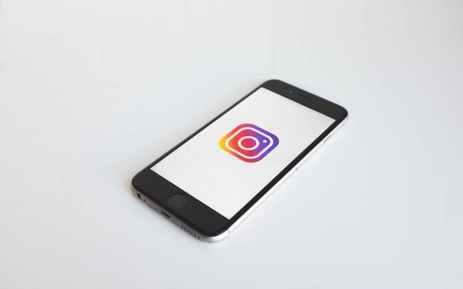 Instagram baniu perfis da rede social