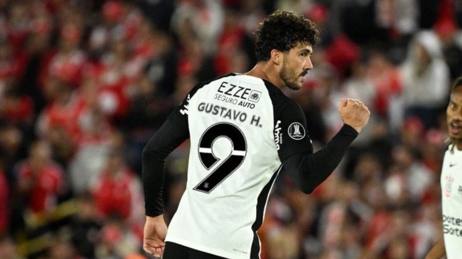 Montagem de Gustavo Henrique com a 9 do Corinthians