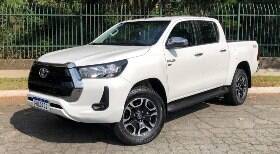 Toyota Hilux SRV quebra preconceito com picapes flex
