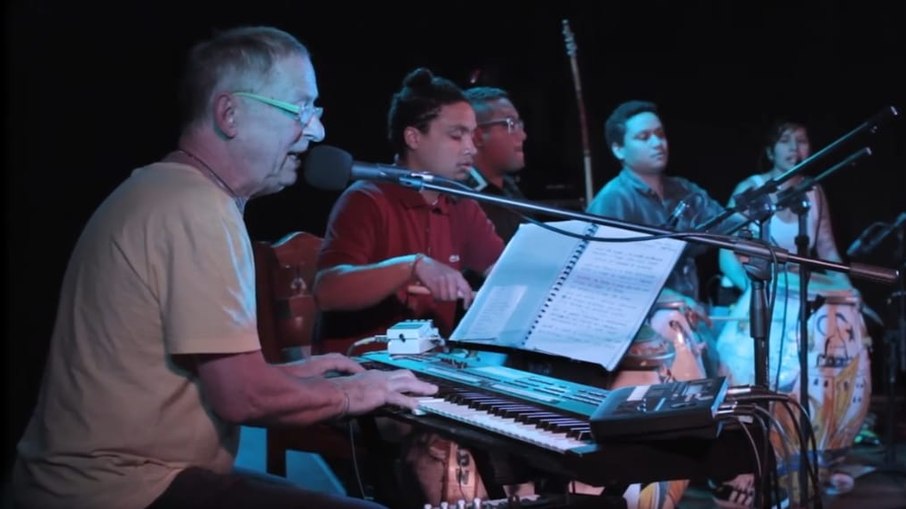 O músico Hugo Fattoruso O músico Hugo Fattoruso