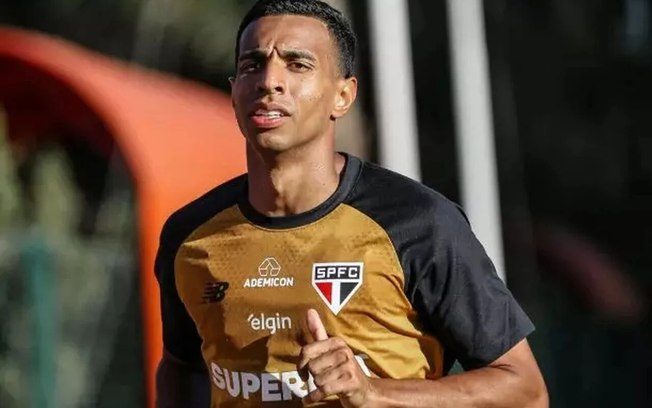 Victor deve ser relacionado para enfrentar o Atlético Victor deve ser relacionado para enfrentar o Atlético
