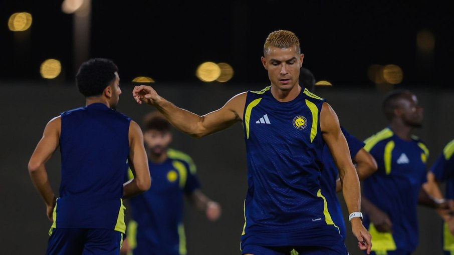 Cristiano Ronaldo durante o treino do Al-Nassr