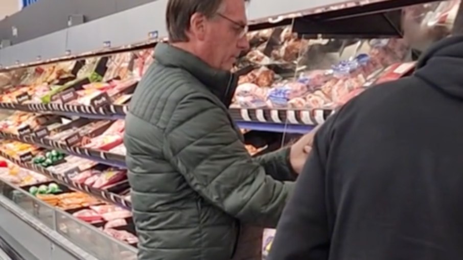 Jair Bolsonaro (PL) em supermercado nos Estados Unidos