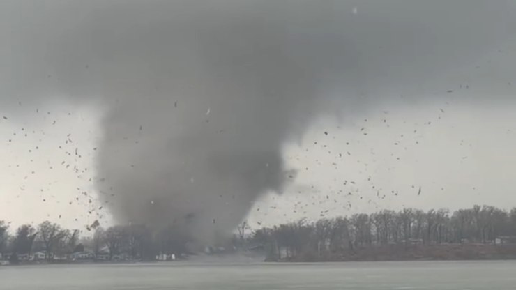 Tornados deixam pelo menos seis mortos nos EUA