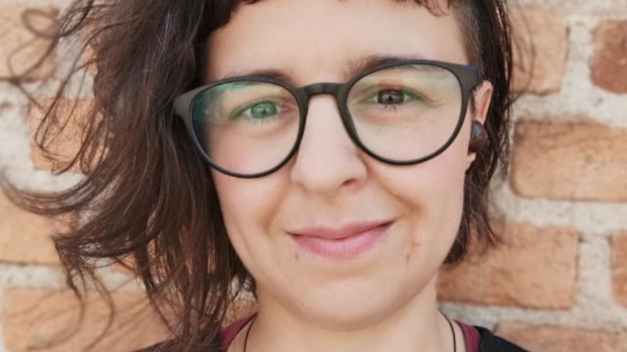 A professora e  podcaster Miriam Soares