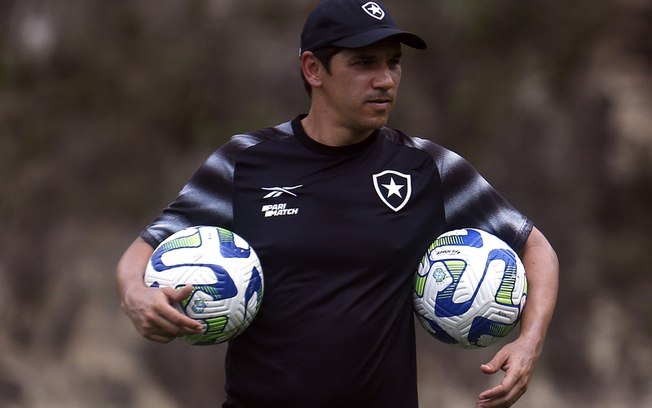 Botafogo terá Lucio Flavio como técnico interino no Campeonato Brasileiro
