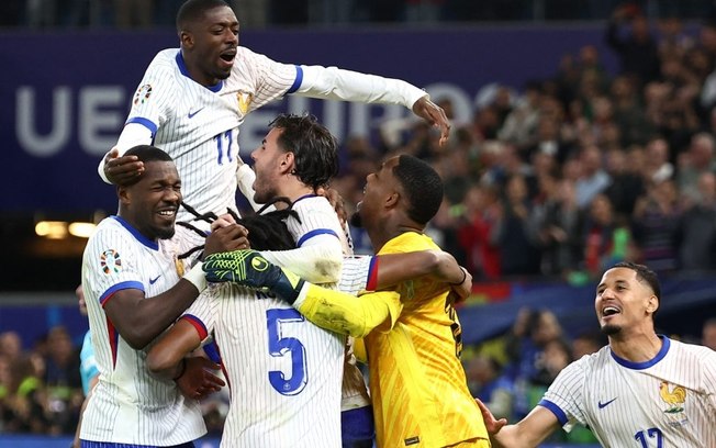 Em jogo emocionante, França vence Portugal nos pênaltis e se classifica para a semifinal da Euro