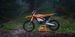 KTM anuncia a Freeride E 2027, moto elétrica com mais potência