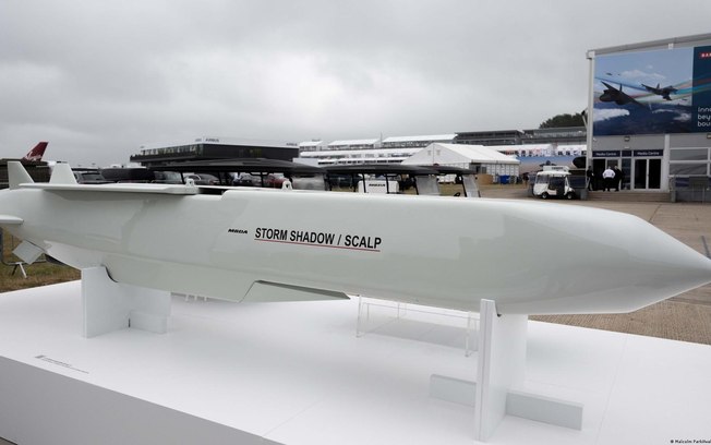 Os Storm Shadow/Scalp são mísseis de cruzeiro lançados do ar que estão em operação na Ucrânia desde 2023 Os Storm Shadow/Scalp são mísseis de cruzeiro lançados do ar que estão em operação na Ucrânia desde 2023