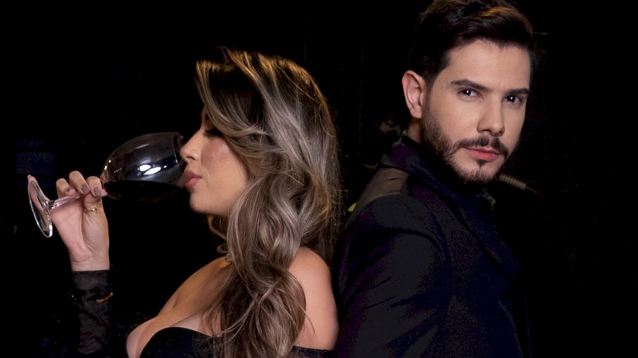 Thalles Luna apresenta estética cinematográfica em 'La Musa De La Playa' Thalles Luna apresenta estética cinematográfica em 'La Musa De La Playa'