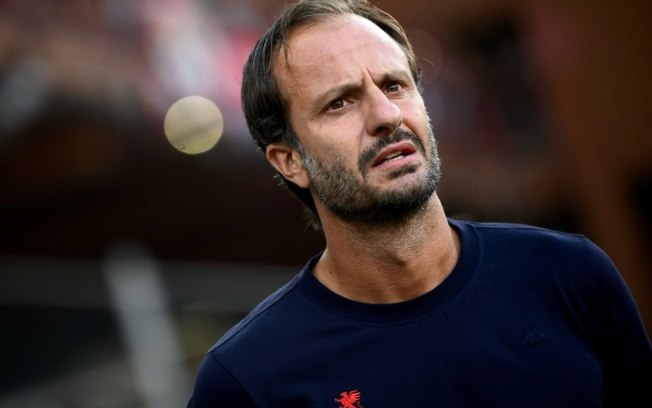 Alberto Gilardino não é mais técnico do Genoa