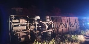 Ônibus de estudantes capota e deixa sete  mortos no Ceará
