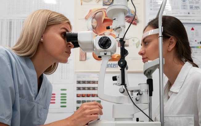 Roturas retinianas podem evoluir para descolamento de retina