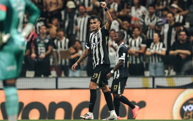 Galo vence e sobe no Brasileirão 