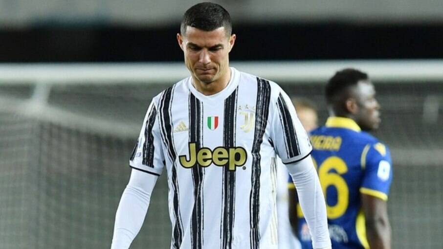 Cristiano Ronaldo deve deixar a Juventus