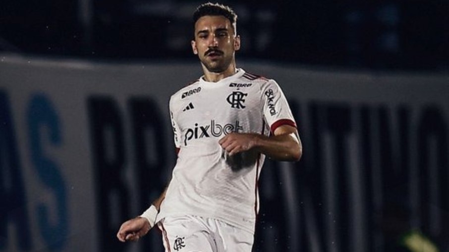 Léo Ortiz e o Flamengo empatam com o Bragantino