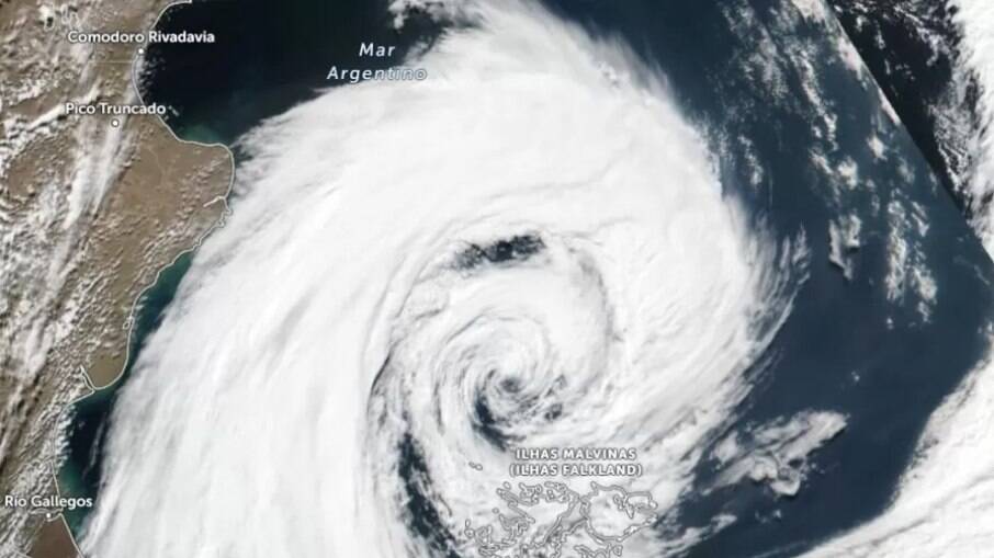 Ciclone incomum chega ao Sul: ventos podem ultrapassar 100 km/h