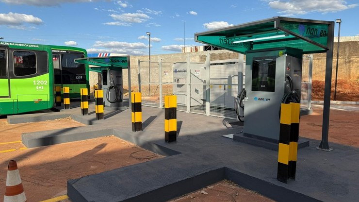 Brasil avança para inaugurar maior terminal elétrico do país