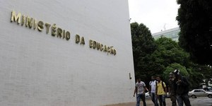 Universidades têm até sábado para pedir implantação de Cuidoteca