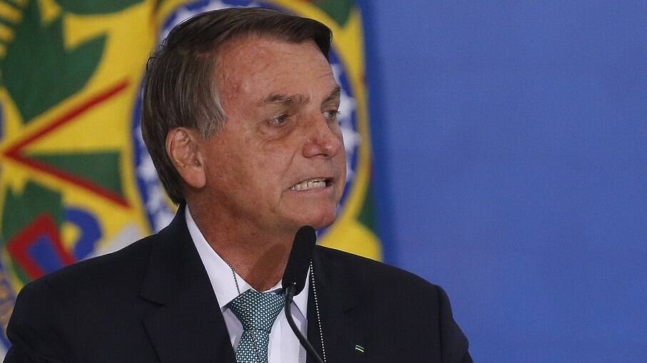 Bolsonaro alega que houve fraude nas duas últimas eleições para presidente, mas nunca apresentou qualquer prova; o presidente defende a impressão dos votos 