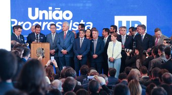 Aliados%20de%20Lula%20defendem%20rompimento%20com%20Uni%C3%A3o%20Brasil%20e%20PP