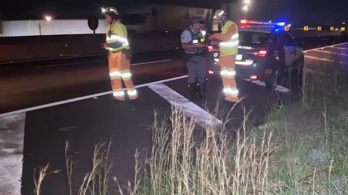 Mulher morre atropelada por carreta na Rod. Anhanguera em Limeira