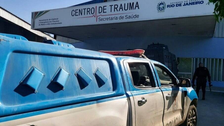 Taxista foi levado para o Hospital Estadual Alberto Torres, mas não resistiu