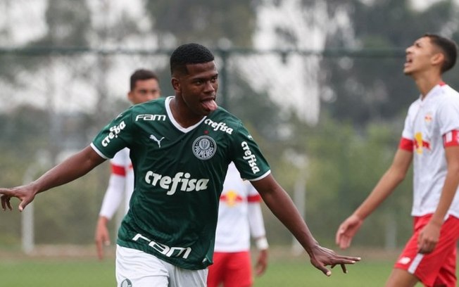 Gabriel Cardoso mostra faro de gol na base do Palmeiras e celebra boa fase: 'Momento especial'