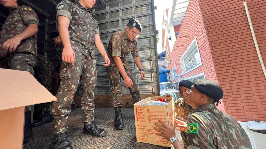 O Exército atuou em parceria com o município no processo de arrecadação.