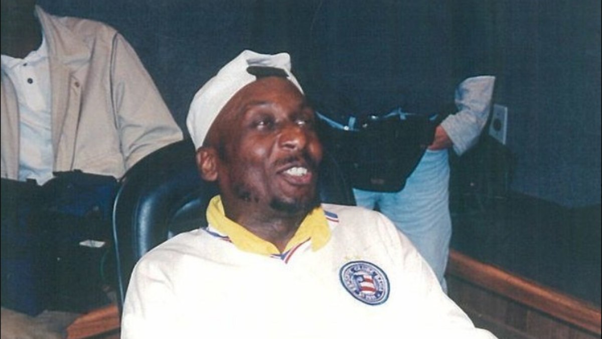 Jimmy Cliff com camisa do Bahia Jimmy Cliff com camisa do Bahia